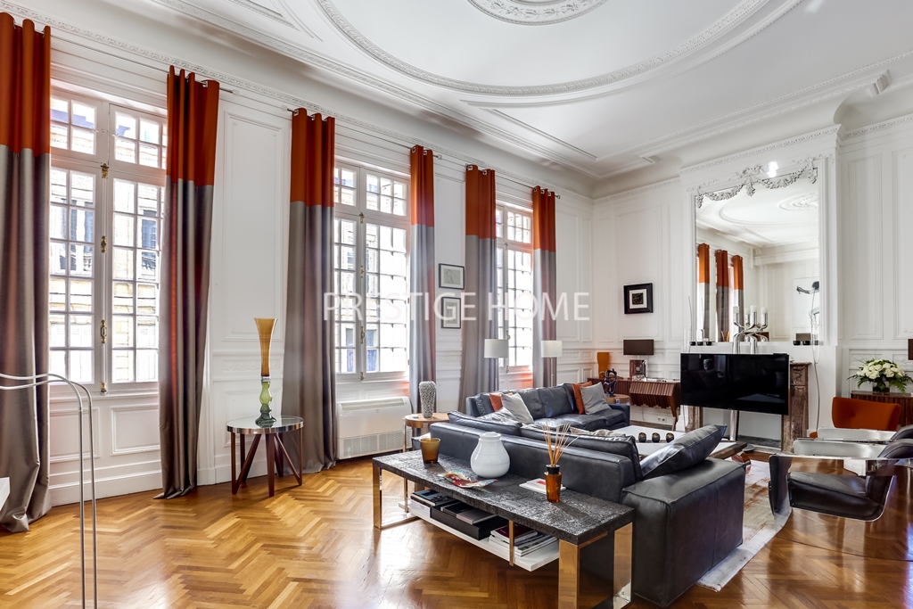 luxury apartment in Bordeaux